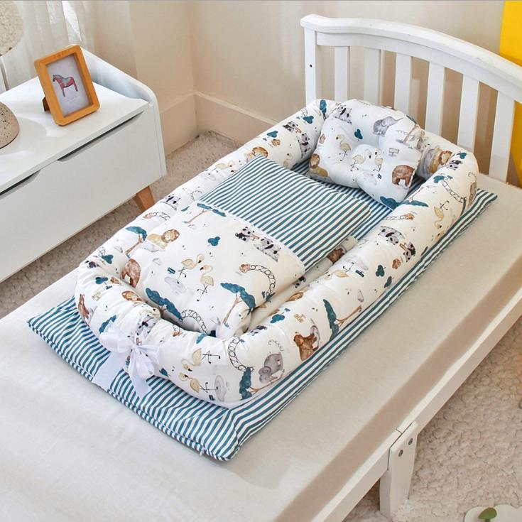 Anti-Pressure Newborn Foldable Portable Crib