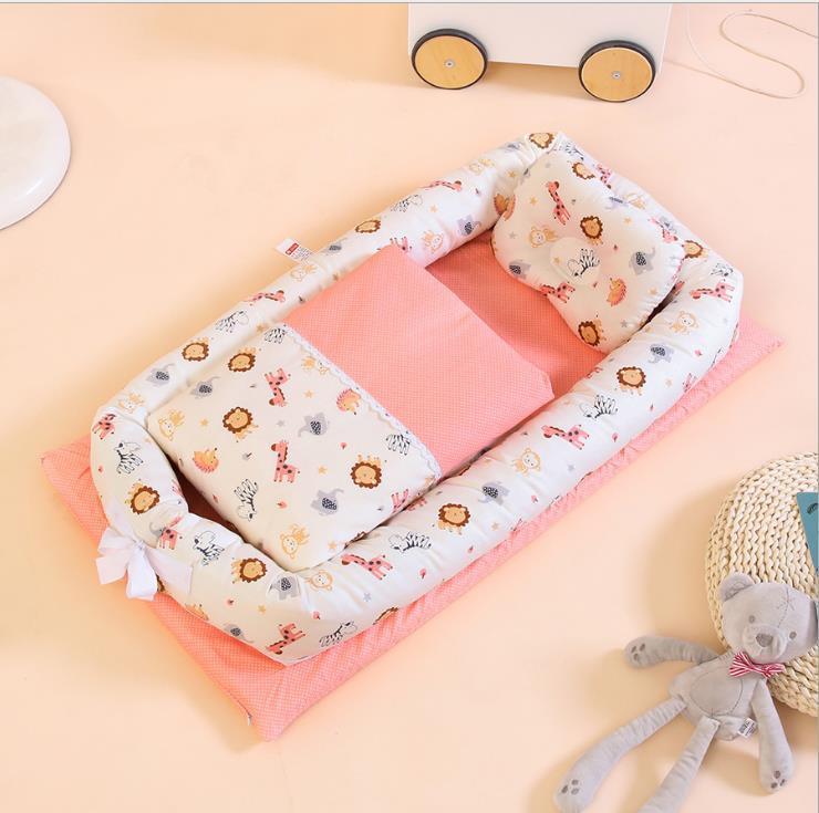 Anti-Pressure Newborn Foldable Portable Crib
