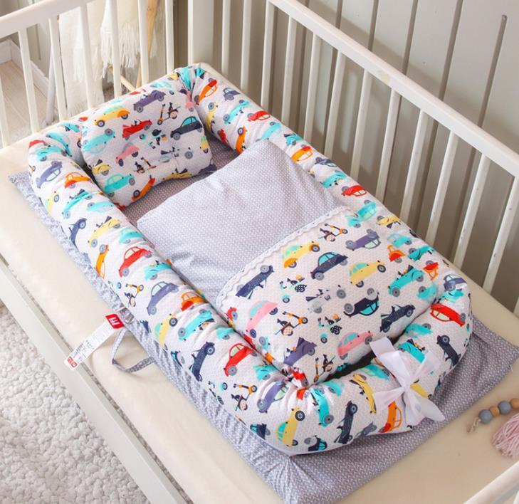 Anti-Pressure Newborn Foldable Portable Crib